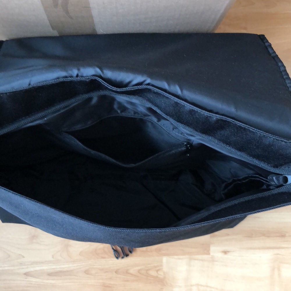 FILA bag - Picture 7 of 13